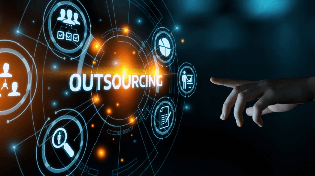 Outsourcing IT Development: Accelerating Software Projects