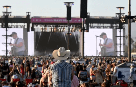 Country Music Live Stream