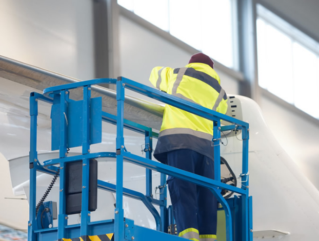 Compact Scissor Lifts