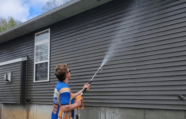 House Washing by Horizon Home Detailing in Baraboo WI and Nearby Areas