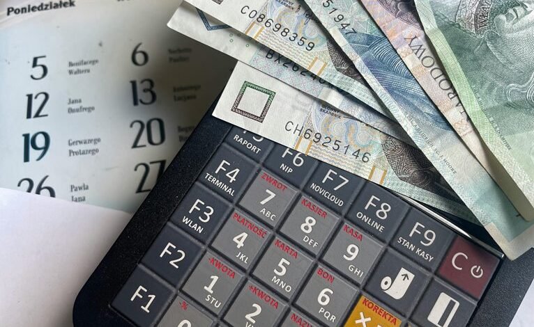 cross domain numeric oversight register