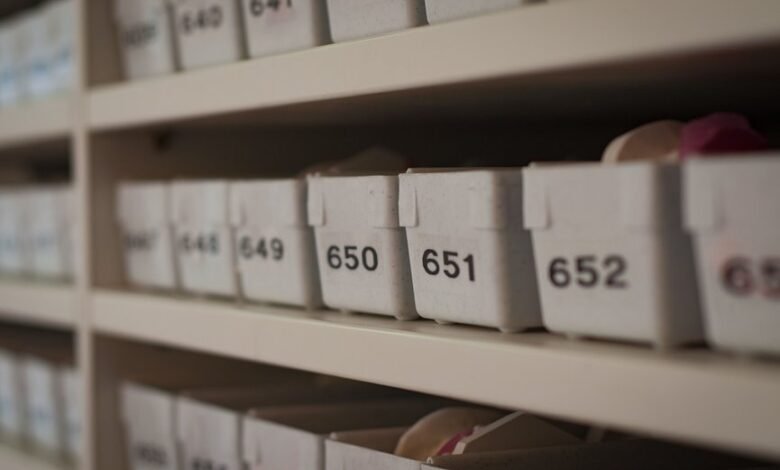 number registry archives query list